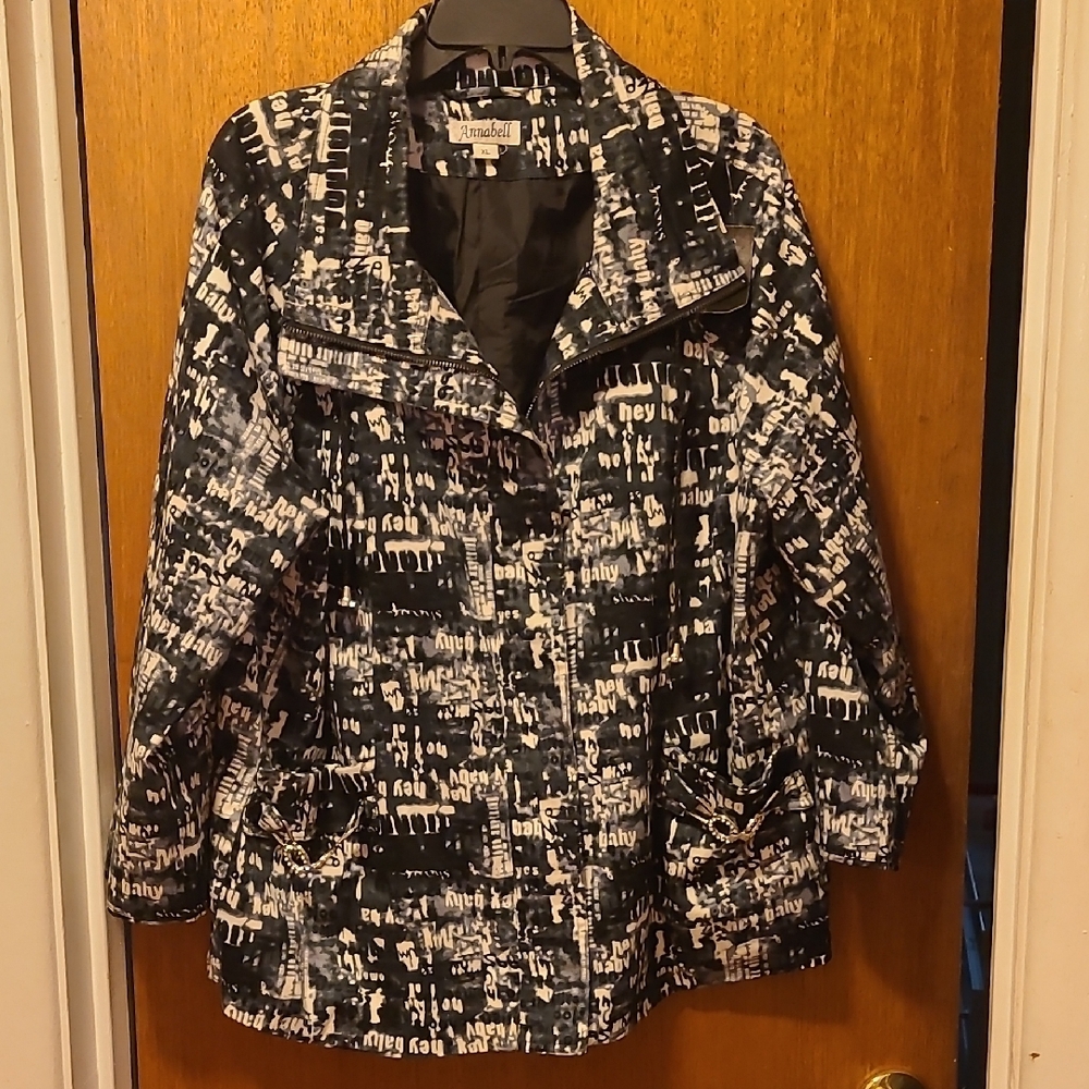 Annabelle Black and White Abstract Blazer